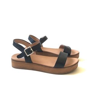 STEVE MADDEN Aida Black Platform Sandals